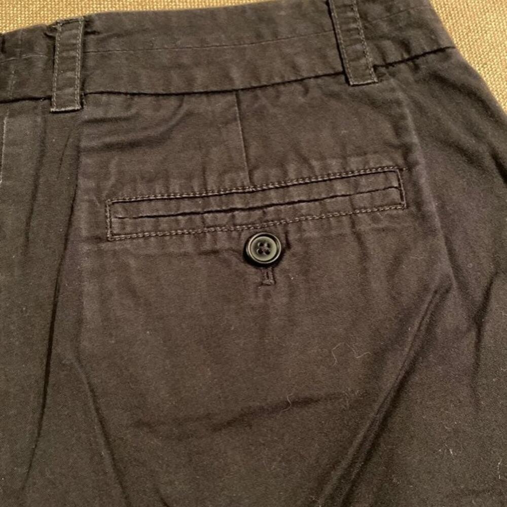 Size 8 J. Crew Chino Shorts - Picture 7 of 8